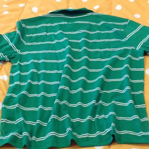 NWT green golf polo shirt, size small. - Picture 3 of 3